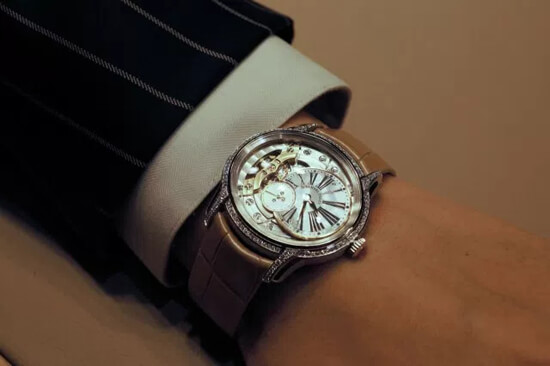 オーデマピゲ時計スーパーコピー新作 ミレネリー/AUDEMARS PIGUET Ref.77247BC.ZZ.A813CR.01