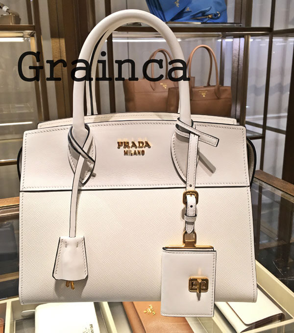 PRADA★最新作 サフィアーノレザーハンドバッグ1BA045★関税込み