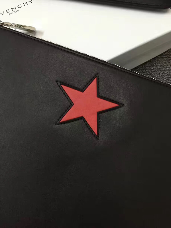 17/18AW GIVENCHY ジバンシィスーパーコピー PANDORA RED STAR CLUTCH