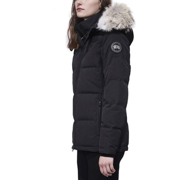 カナダグーススーパーコピー 希少ブラックラベルのみのカラーあり CanadaGoose Chelsea Parka