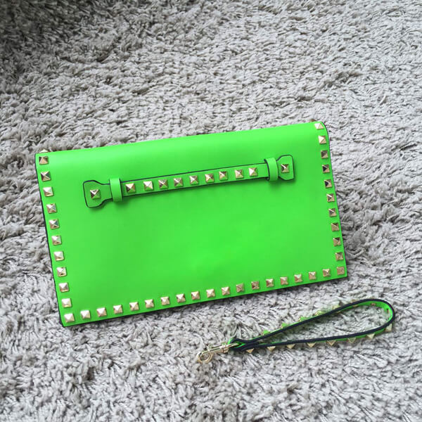 2018SS Valentino ヴァレンティノスーパーコピー Rockstud leather clutch IW15B0399NWB