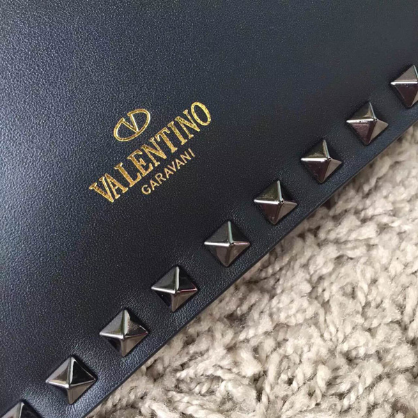 2018新作 ★"Rockstud" Leather クラッチ★Valentino ヴァレンティノスーパーコピー★