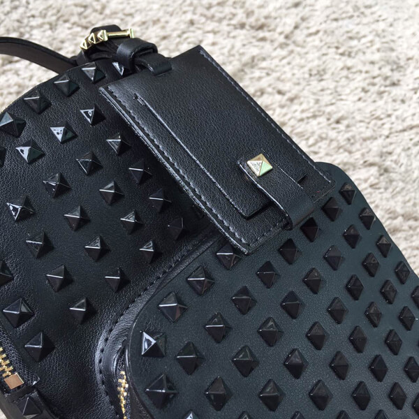 18新作 Valentino ヴァレンティノスーパーコピー バックパック Black