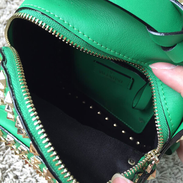 2018AW Valentino ヴァレンティノスーパーコピー★ 人気のロックスタッズバックパック ミニ Green