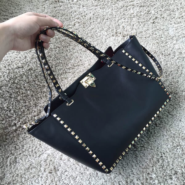 15AW V230 Valentino ヴァレンティノスーパーコピー "Rockstud" tube small trapeze tote IW9B1399NWB