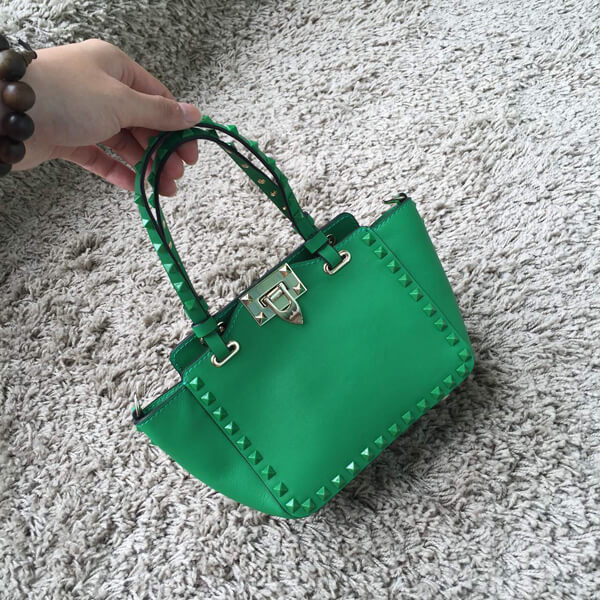 18SS V034 Valentino ヴァレンティノスーパーコピー "Rockstud" medium trapaze tote