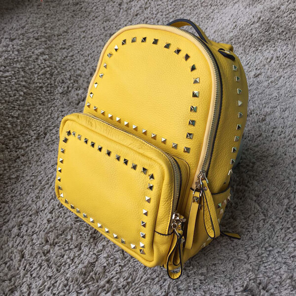 2018SS Valentino ヴァレンティノスーパーコピー　バックパック　大 Yellow！