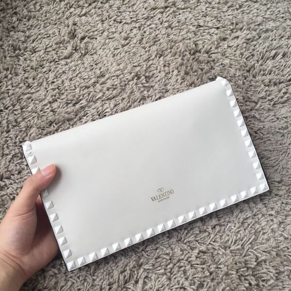 2018年春夏 Valentino ヴァレンティノスーパーコピー White Rockstud leather clutch