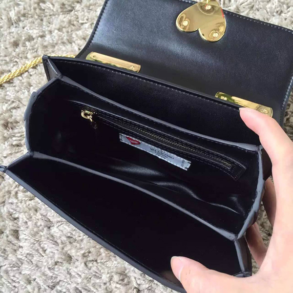 2018AW セレブ愛用者多数☆Valentino ヴァレンティノスーパーコピー☆ Black LAmour Leather Shoulder Bag