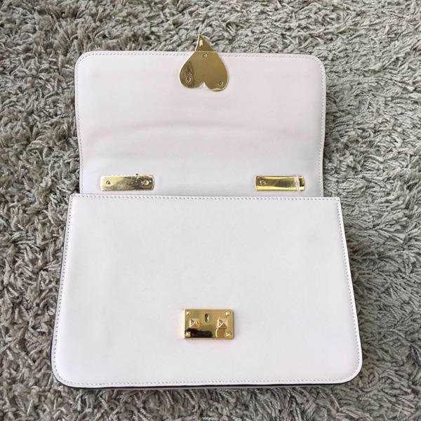 2018AW セレブ愛用者多数☆Valentino ヴァレンティノスーパーコピー☆ White LAmour Leather Shoulder Bag