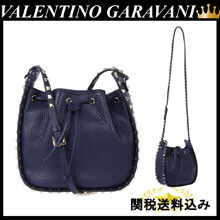 ヴァレンティノVALENTINO GARAVANI レザーロックスタッズ バケットバッグ 巾着バケットW2B0178VSFM30