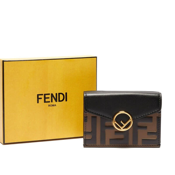 新作  FEND エフ イズ フェンディ 三つ折りコンパクト財布 スナップボタン