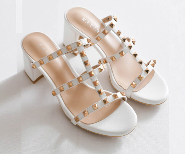 【VALENTINO ヴァレンティノ】☆ROCKSTUD サンダル★