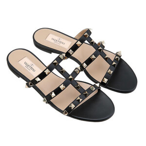 VALENTINOヴァレンティノ ROCKSTUD SANDAL