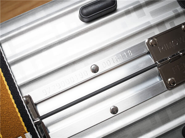 大人気！素晴らしいフェンディ×RIMOWA フェンディ×リモワスーパーコピー スーツケース yellow 33L