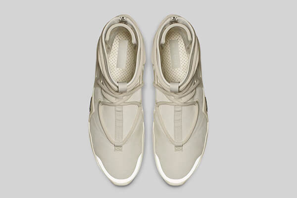 【ナイキ×FOG】激レア 入手困難 Air Fear of God 1 "Light Bone"