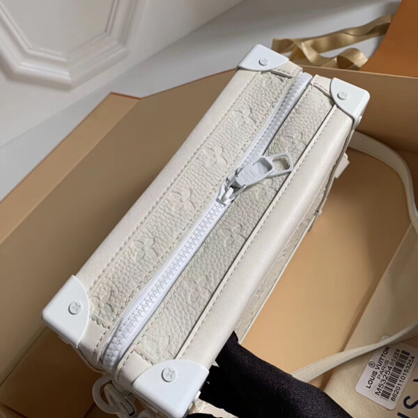 人気商品☆ルイヴィトン VIRGIL ABLOH ヴァージルアブロー M53254 SOFT TRUNK モノグラム ショルダー バッグ 白