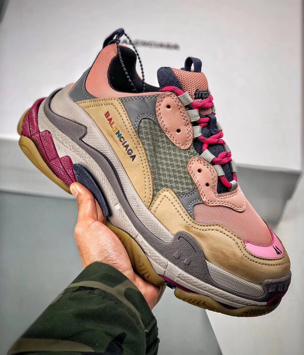 バレンシアガ Triple S "ピンクグレー" 534162W09OG