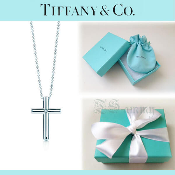 2019新色 ギフトにも【Tiffany】ユニセックス★ダイヤ付クロスペンダント