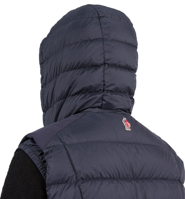 MONCLER】18AW GRENOBLE ROSSINEREフードダウンベストNAVY