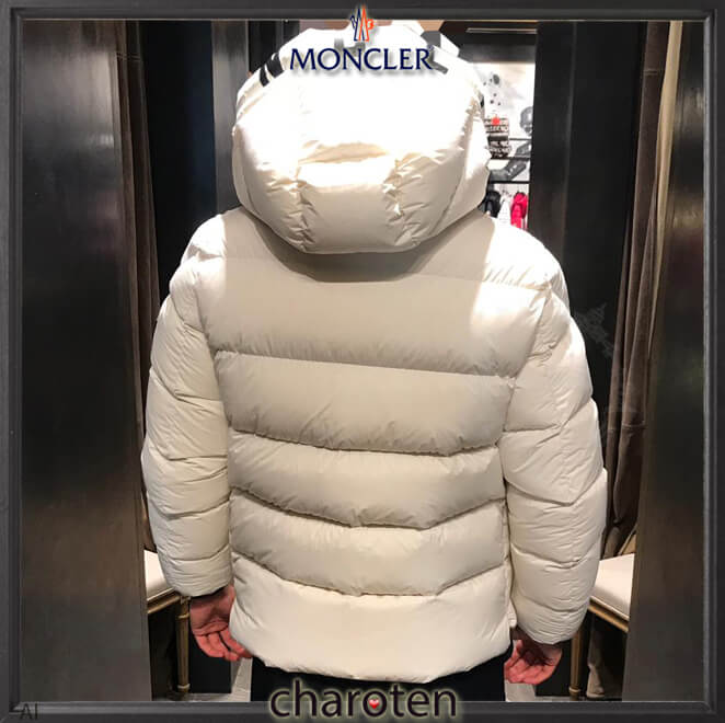 関税送料込 MONCLER DUBOIS ダウンジャケット フードにビッグロゴ☆こなれた感じ