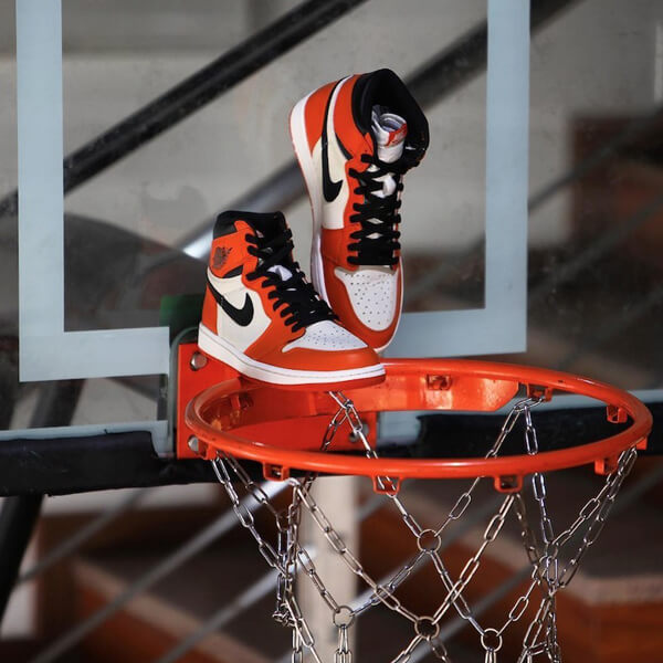 ナイキ スニーカー コピー Air Jordan 1 Retro High OG Shattered Backboard Away 2016 555088-113