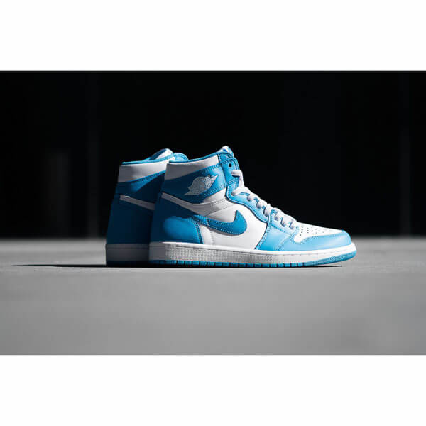 【大人気】ナイキ エアージョーダン スニーカー コピー ナイキAIR JORDAN 1 RETRO HIGH OG "UNC" 555088117