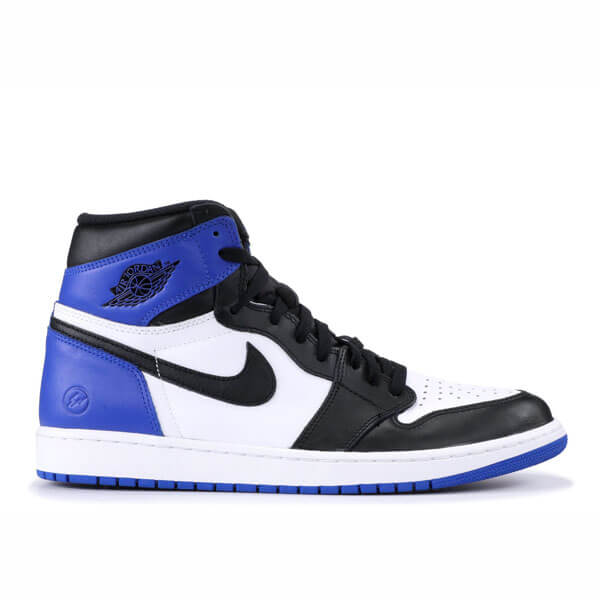 入手困難！ナイキAIR JORDAN 1 X FRAGMENT "FRAGMENT" 716371 040