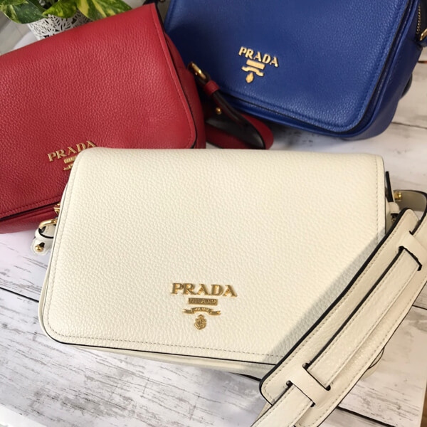 SALE【国内発送】PRADA◆小さめキュート♪ショルダーバッグ 1BD163