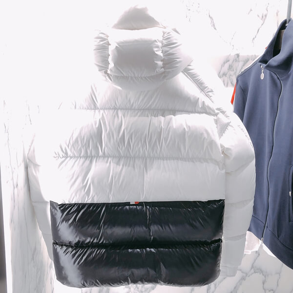 MONCLER★20/21AW 今季注目のモデル MAURES★超希少カラー・関税込み