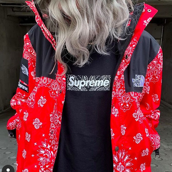 シュプリーム パーカー 偽物 バンダナ ボックスロゴパーカー 偽物 Bandana Box Logo Bogo