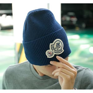 2020秋冬大人气新作◆MONCLER モンクレールスーパーコピー スタンダードなロゴニットキャップ Navy