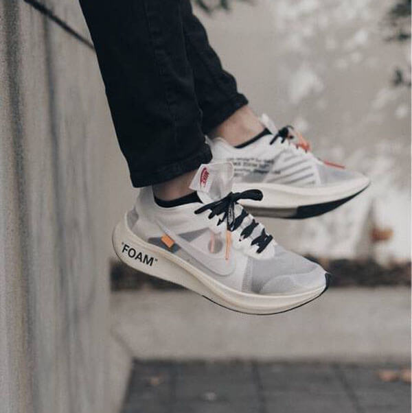 Off-White ナイキ Zoom Fly オフホワイト ナイキ ズームフライ AJ4588 100