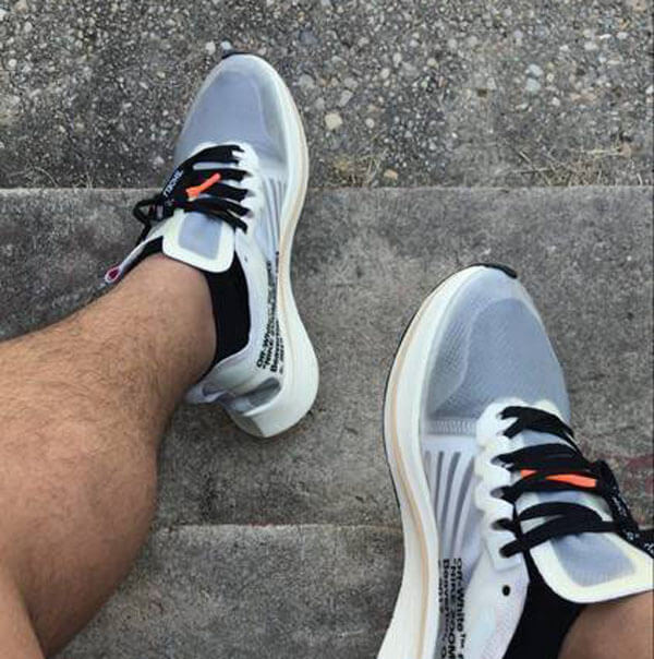 Off-White ナイキ Zoom Fly オフホワイト ナイキ ズームフライ AJ4588 100