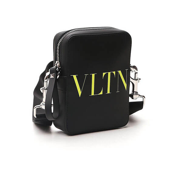 VALENTINO ∞ VLTN ロゴ レザー ミニショルダーバッグ UY2B0943FQK