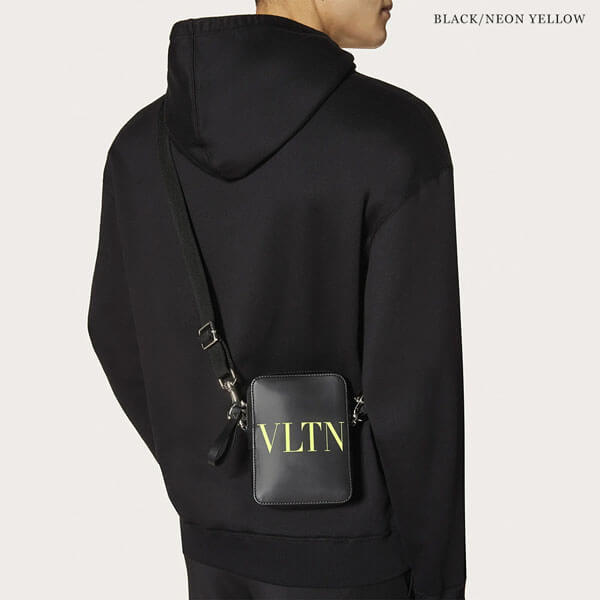 VALENTINO ∞ VLTN ロゴ レザー ミニショルダーバッグ UY2B0943FQK