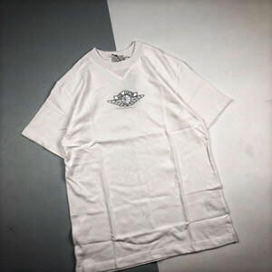 air dior tシャツ 偽物ナイキ ディオール tシャツ  ディオール ＆ Air Jordan 2021ss