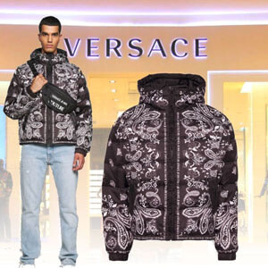 日本未入荷ヴェルサーチ【VERSACE ヴェルサーチ】RIPSTOP PRINTEDPAISLEY-ダウンジャケット VEI22T013-Q11