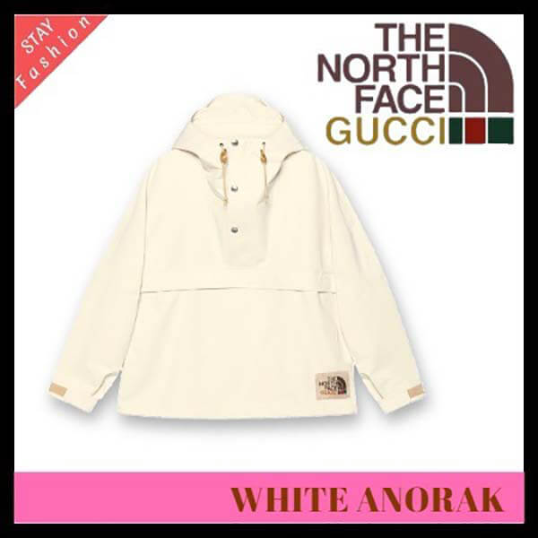 歴史的コラボ入手困難!グッチ×THE ノースフェイス WHITE ANORAK