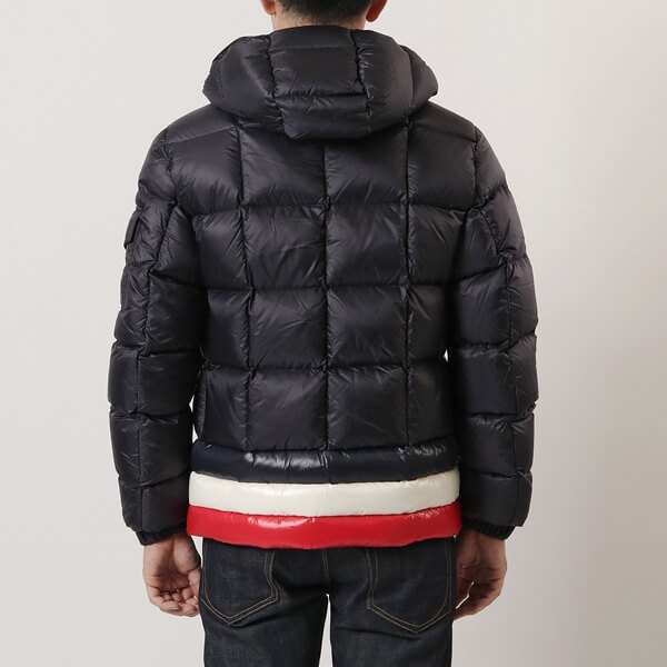 MONCLER ダウンジャケット CHARBONNEL 1A21000 C0609