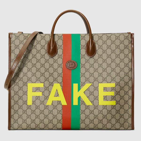 【グッチ】"FAKE/NOT" グッチ トートバッグ 偽物 プリント ラージ6303532GCAG8280