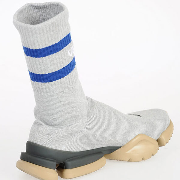 【ヴェトモン】偽物Classic Sock Sneakers 関税・送料込