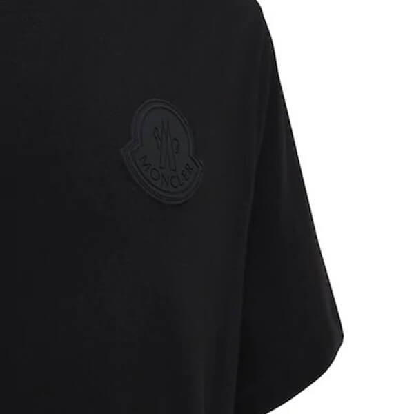 21SS【モンクレール】バックレタリングロゴ&ロゴワッペンTシャツ偽物