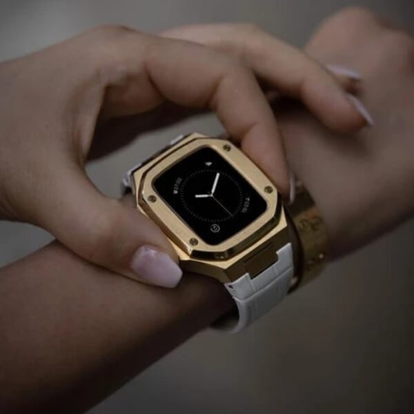 ゴールデンコンセプト 偽物 Apple Watch ケース - CL40 - Gold 4色