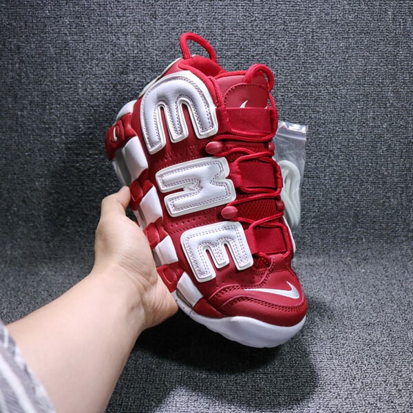 【モアテン 偽物】エアモアアップテンポ 偽物 注目商品！世界中で大人気♪ナイキAIR MORE UPTEMPO シュプリーム スーパーコピー 最高の履き心地