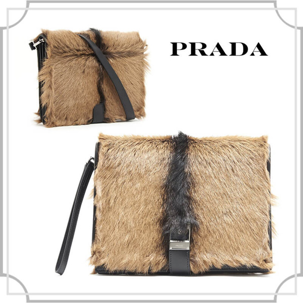 関税込☆GOAT LEATHER CLUTCH WITH ZIP☆PRADA 2VF0102BFFF0018