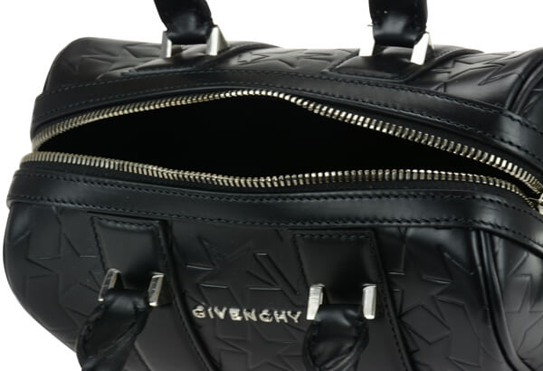 Givenchy LUCREZIA ジバンシィスーパーコピー マイクロ スターエンボス BB05860407001