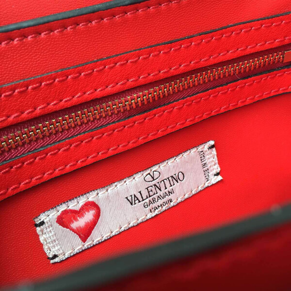 2018AW セレブ愛用者多数☆Valentino ヴァレンティノスーパーコピー☆ LAmour Leather Shoulder Bag