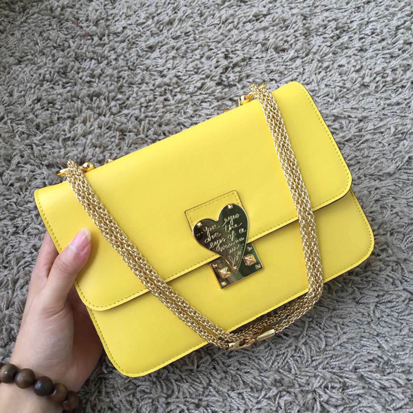 2018SS セレブ愛用者多数☆Valentino ヴァレンティノスーパーコピー☆ Yellow LAmour Leather Shoulder Bag