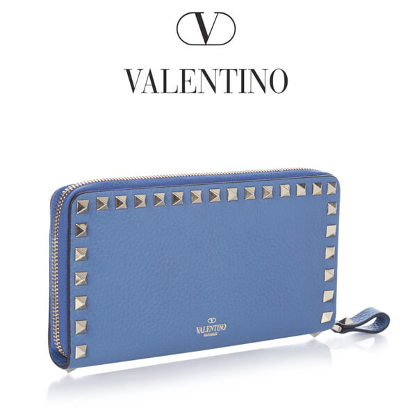 2018新作 ヴァレンティノスーパーコピー VALENTINO☆ Rockstud ラージレザーウォレット